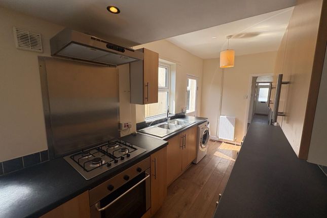 23, Lawrence Avenue, Bristol photo 3