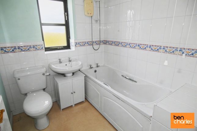 33, Mackintosh Court, Durham photo 5