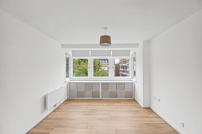 Flat 6, Airlie Court, 21 Lethington Avenue, Shawlands, Glasgow photo 4