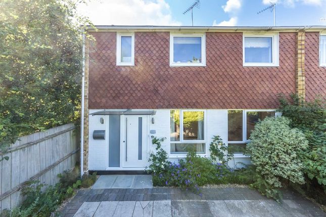 Property to rent in Sandpits Road, Richmond