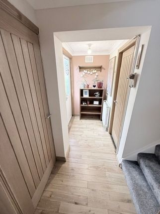 107 Ralston Court, Glenrothes photo 5