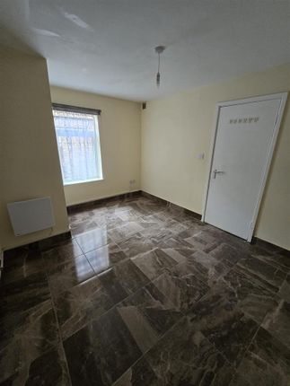 Flat 57, St Clements Court, 94 Fosse Lane, Leicester photo 5