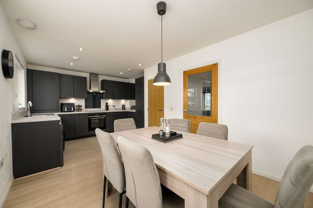 27 Ben Attow Terrace, Dundee photo 4