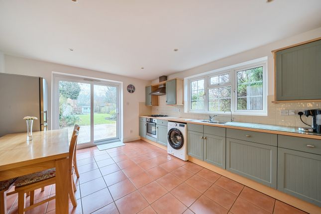 25, Rose Bank Cottages, Surrey photo 2