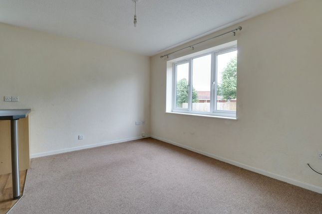 2, St Augustines Court, Hereford photo 2