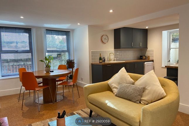 The Apartment, Kingsnorth Gardens, Folkestone photo 4