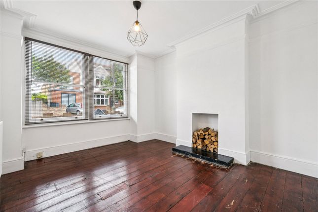 49, Badminton Road, London photo 2