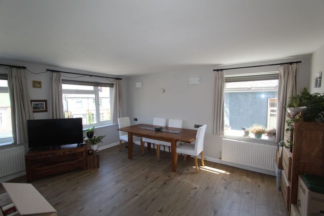 7 Greystones Grange, Sheffield photo 4