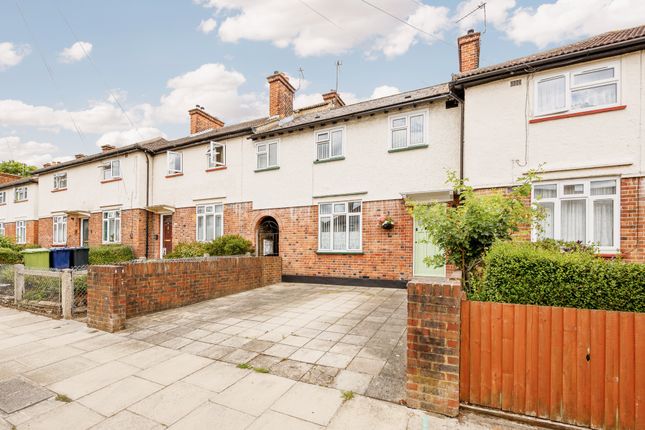 Terraced house for sale in Townholm Crescent, Hanwell