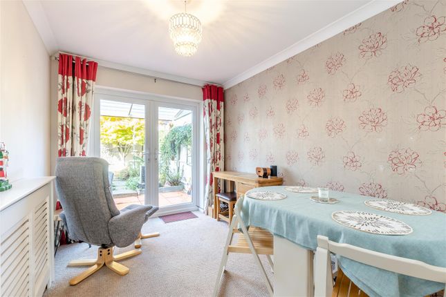 Pembroke Road, Maidstone photo 4