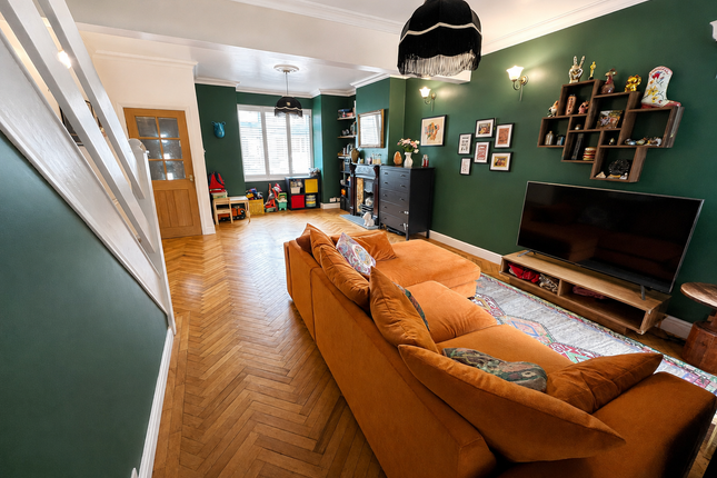 97, Oakfield Road, East Ham photo 2