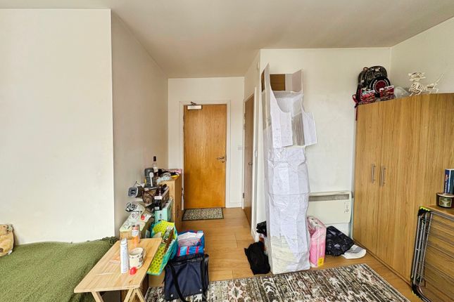 Room 2, Flat 6, 200 Crookes Valley Road, Sheffield photo 4