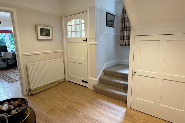 Hall 1.Jpg