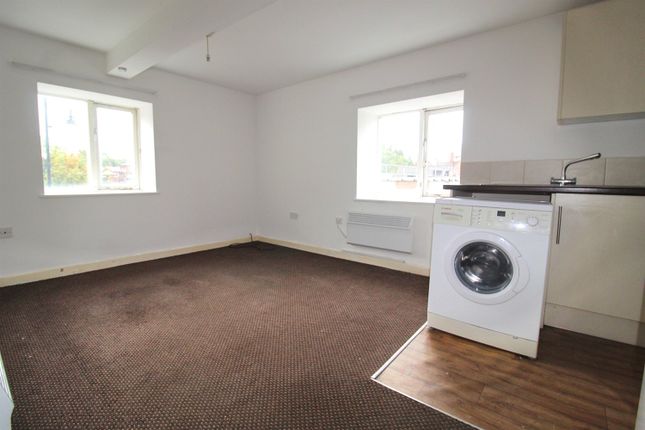 30, Flat 9, High Street, Stockport photo 4