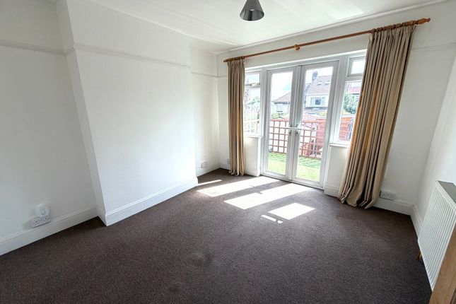 22, Briavels Grove, Bristol photo 5