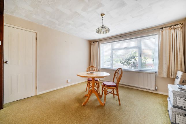 3, South Avenue, Kidlington photo 4