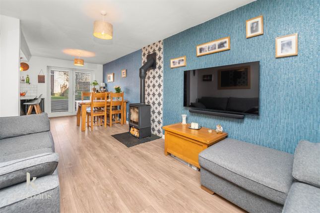 14, Brambling Drive, Bacup photo 3