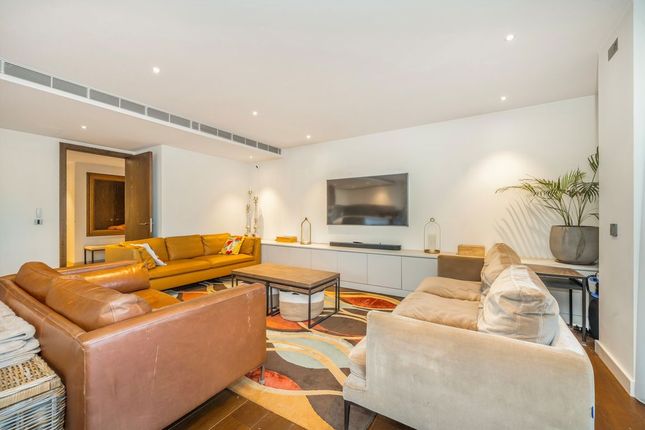 Apartment Cg1, Chartwell House, Waterfront Drive, London photo 4