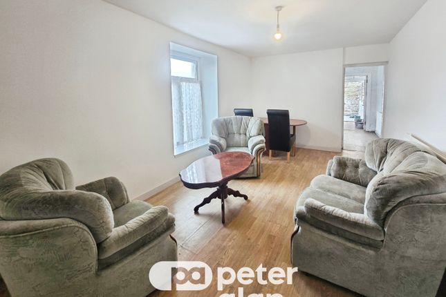32A, Swansea photo 3
