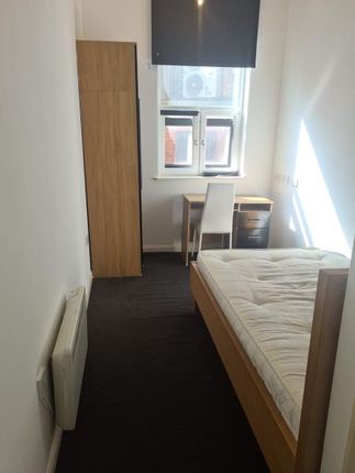 Shared accommodation to rent in Wellington Street, Leicester