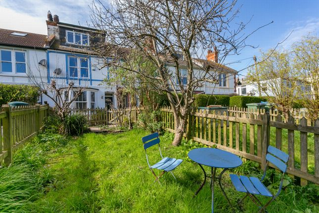 Terraced house for sale in Victoria Terrace, Seabrook