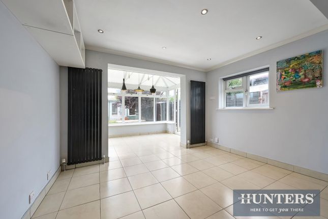 11, Buckland Way, Worcester Park photo 4