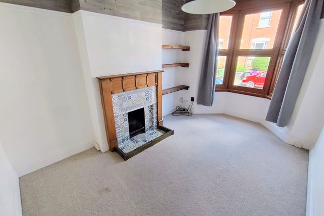 6, Haden Hill, Wolverhampton photo 2