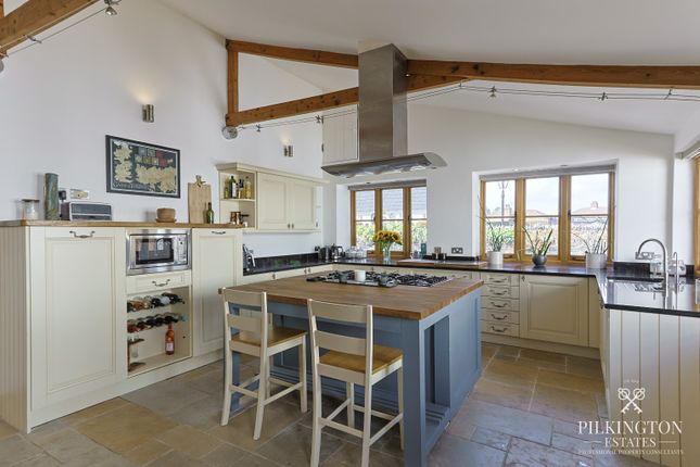 62B Larkham Lane, Plymouth, Devon photo 3