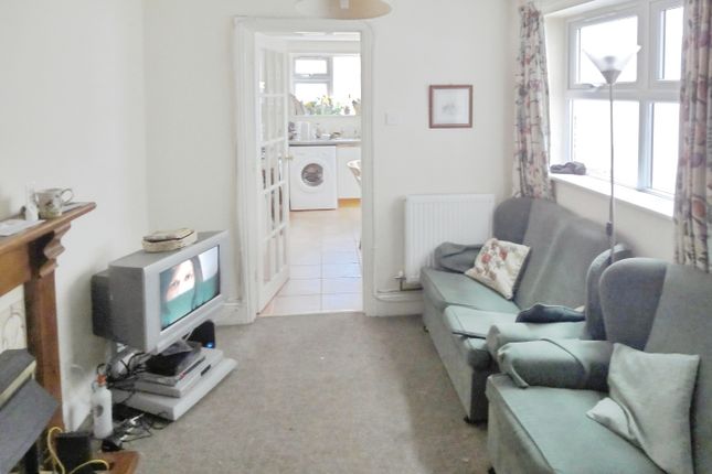 73, Victoria Street, EXETER photo 3