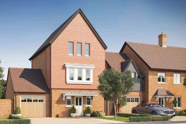 Thumbnail Detached house for sale in Rosebay Crescent, Warfield, Bracknell