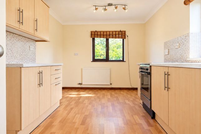 8, The Ridings, Cambs photo 3
