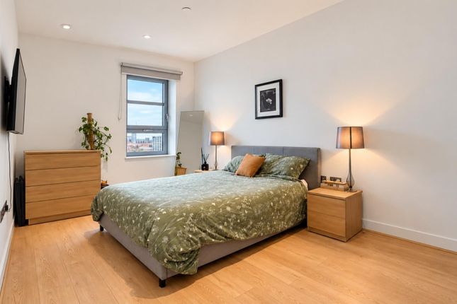 47 Hope Street, London photo 3