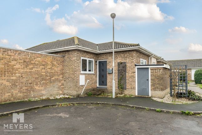 2-bed house on 11, Jeremy Close, Wareham, £350,000