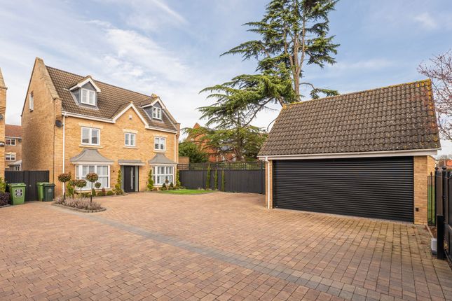 Thumbnail Detached house to rent in Pinewood Place, Dartford