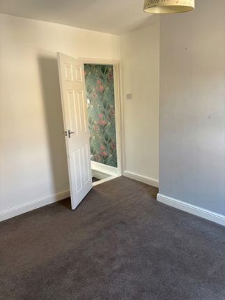 6 Lancaster Place, Lincoln photo 4