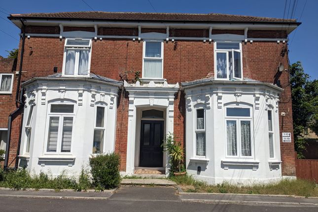 Thumbnail Barn conversion to rent in Clifton Road, Southampton