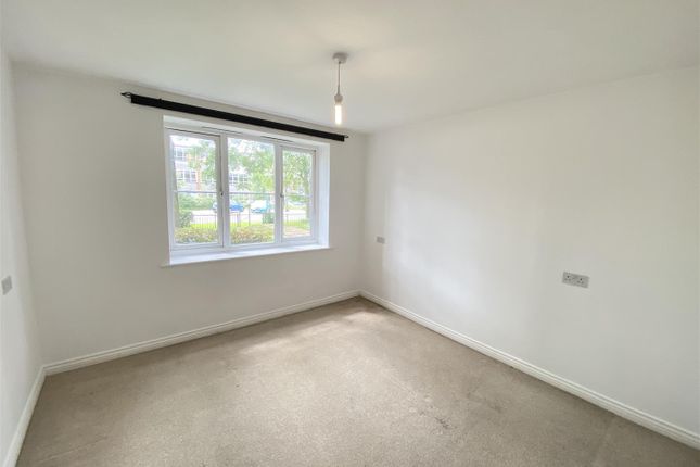 Flat to rent in Holyhead Road, Wednesbury