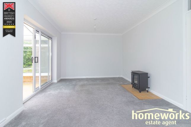 1, Hillside, Barnham Broom photo 4