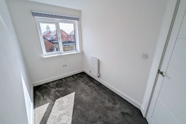 End terrace house to rent in Bessemer Drive, Newport