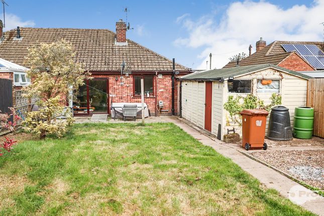 11, Cedar Road, Leicester photo 3