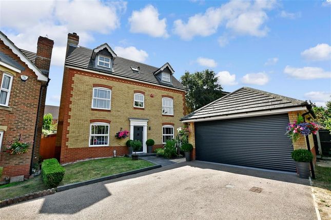 Thumbnail Detached house for sale in Grant Road, Wainscott, Rochester, Kent