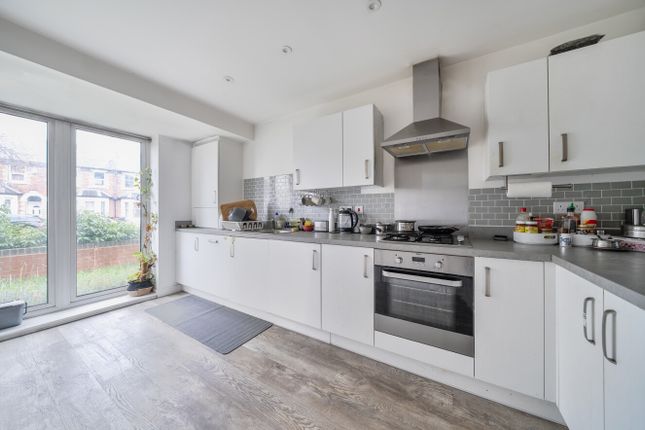 19, Addison Road, Berkshire photo 4