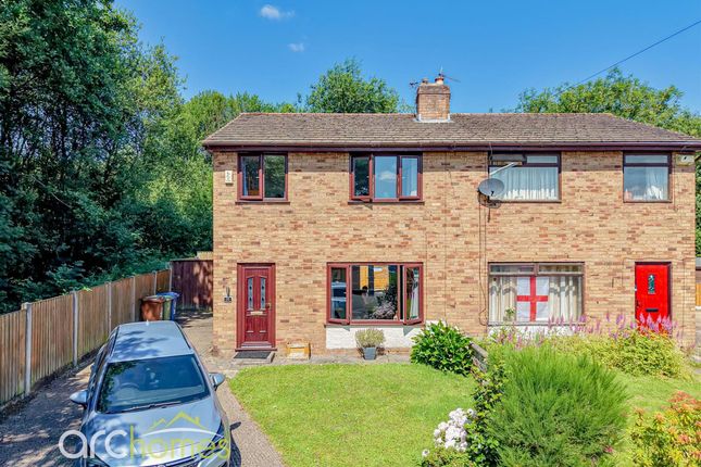 3-bed house on 35 Oak Tree Close, Manchester, £1,100/mo