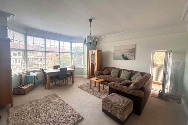 3 Colworth Court 15, Sutherland Avenue, Bexhill On Sea photo 4