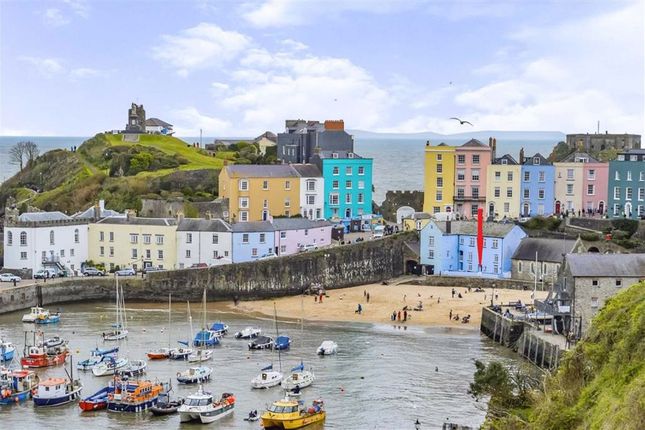 Thumbnail Flat for sale in Penniless Cove Hill, Tenby