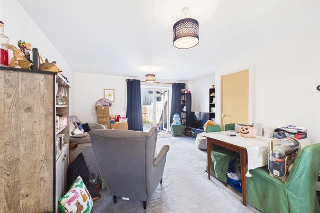 10, Booth Way, Gloucester photo 3