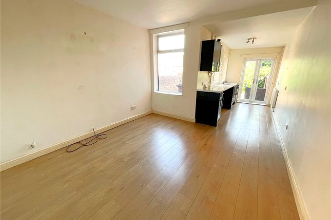 End terrace house to rent in Lime Street, Ilkeston, Derbyshire