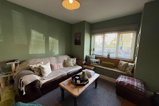 39, Linkfield Road, ISLEWORTH photo 3