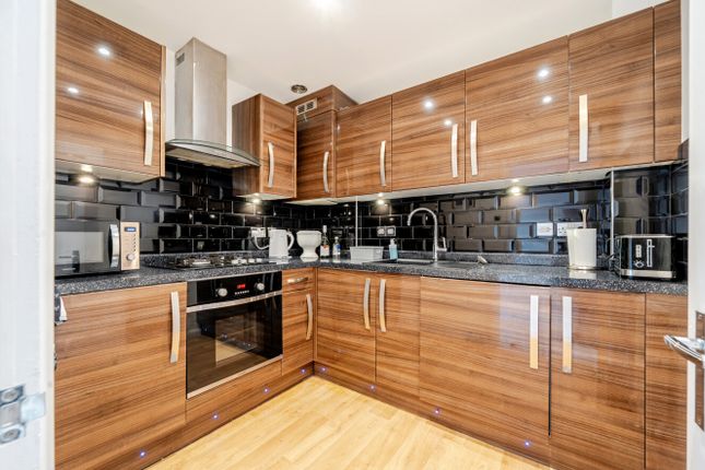 77, Victory Mews, Brighton Marina Villag photo 2