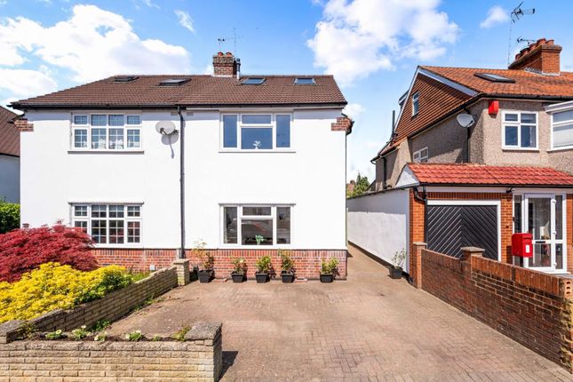 3-bed house on 70 The Greenway, Epsom, £585,000